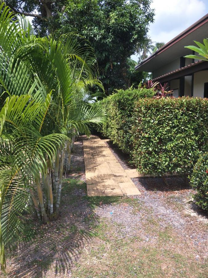 Airee Mini House Hostel Bang Tao Beach  Exterior photo